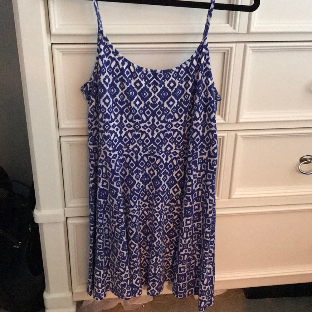 Blue and White Print dress / stretchy /